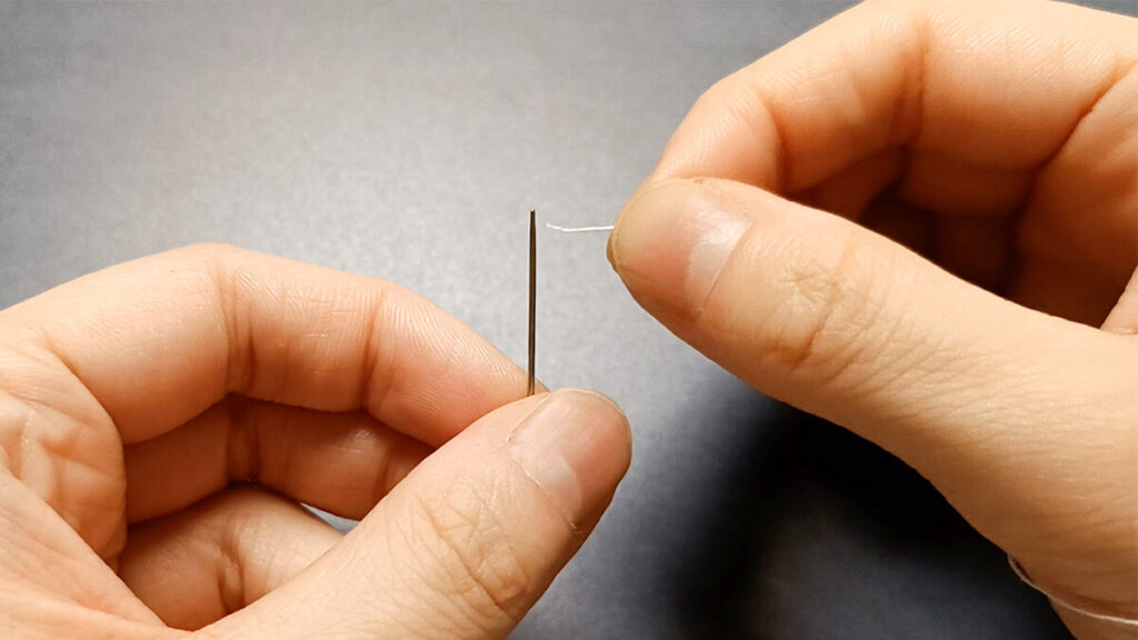 針に糸が通らない原因