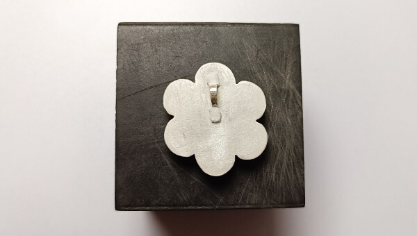 裏付けバチカンを付ける